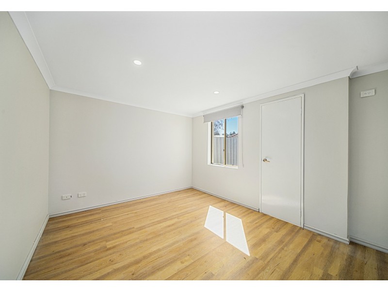 17 Shillington Way, Thornlie WA 6108