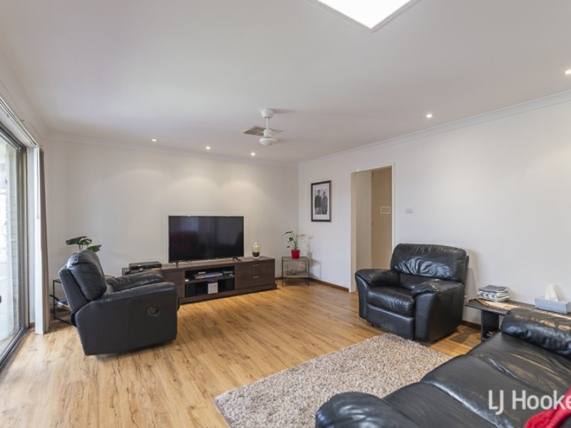 9 Jacqueline Drive, Thornlie WA 6108