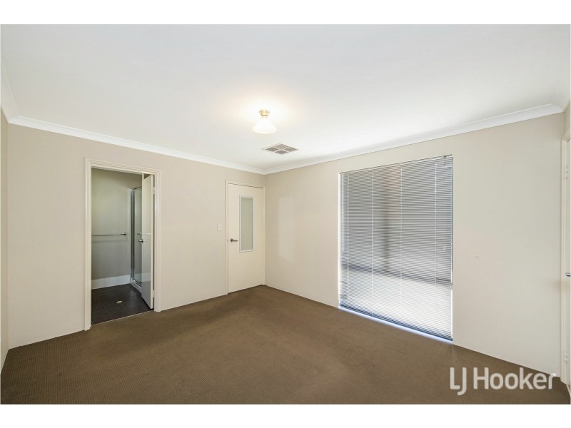 16/191 Railway Avenue, Kelmscott WA 6111