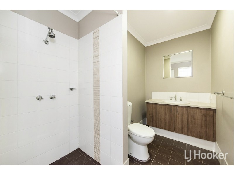 16/191 Railway Avenue, Kelmscott WA 6111