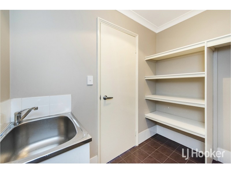 16/191 Railway Avenue, Kelmscott WA 6111