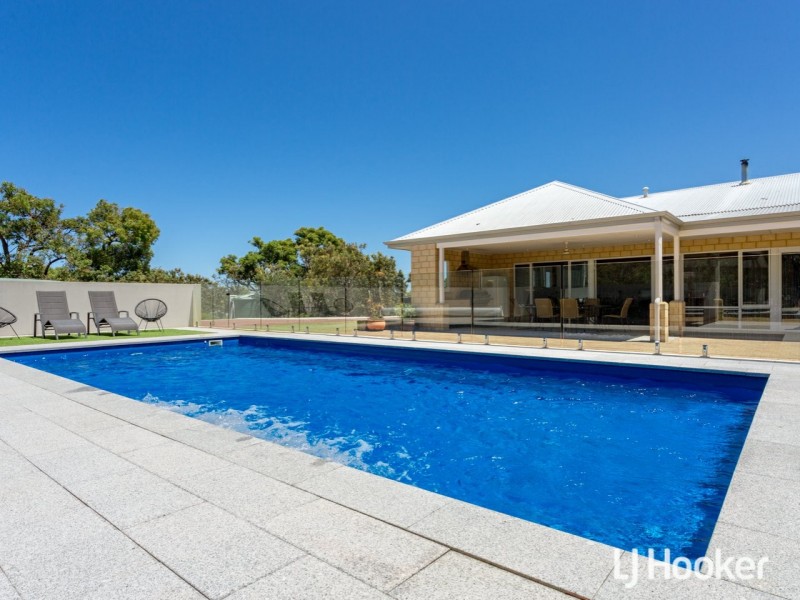 84 The Horseshoe, Wandi WA 6167