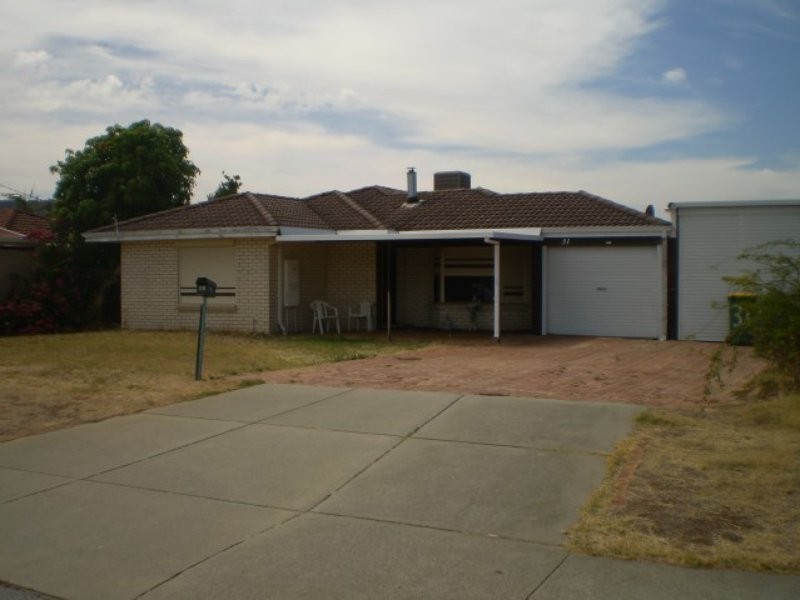 31 Hemingway Drive, Camillo WA 6111