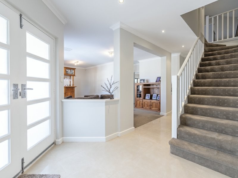 40 Bramdean Crescent, Canning Vale WA 6155