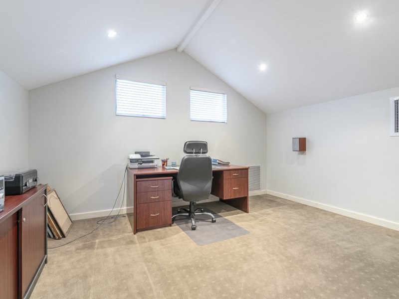 40 Bramdean Crescent, Canning Vale WA 6155