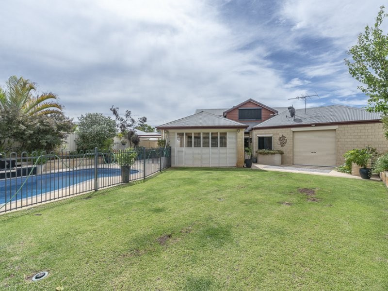 40 Bramdean Crescent, Canning Vale WA 6155