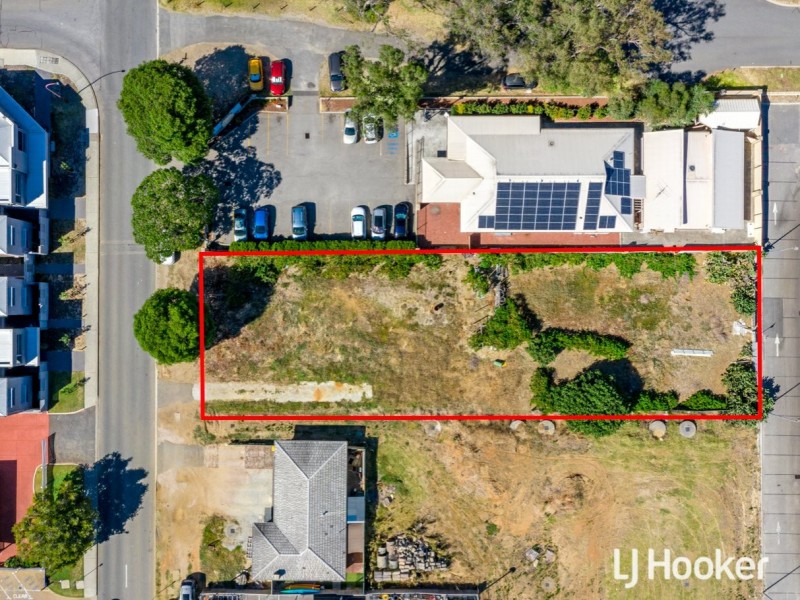 7 Blackburn Street, Maddington WA 6109