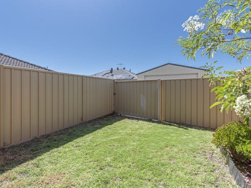 53 Southampton Drive, Piara Waters WA 6112