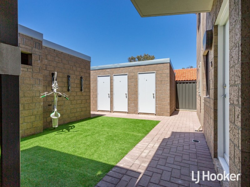 1 Westfield Street, Maddington WA 6109