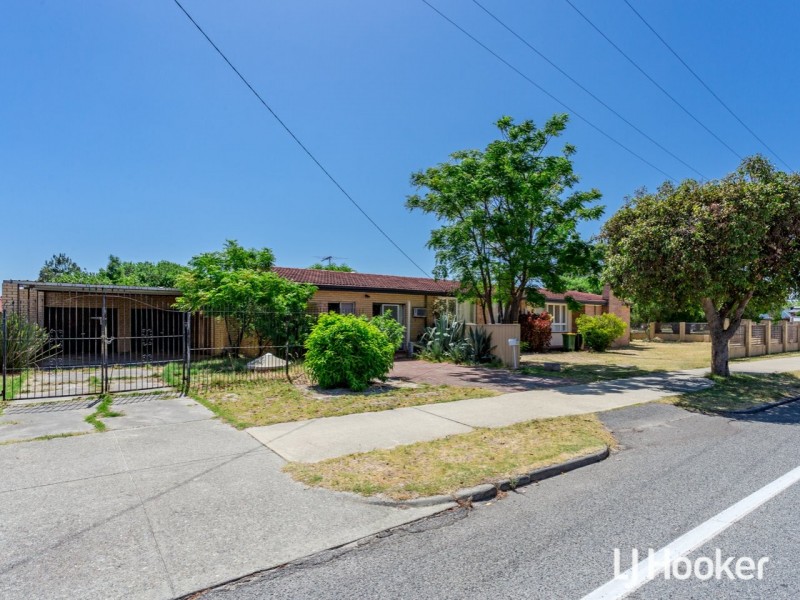 54 Martindale Avenue, Thornlie WA 6108