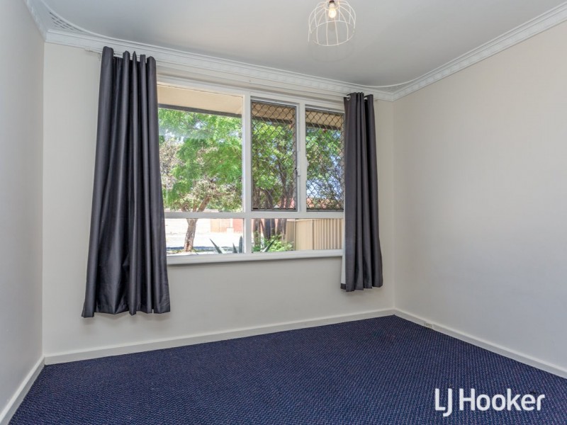 54 Martindale Avenue, Thornlie WA 6108