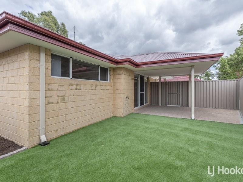 10A Berehaven Avenue, Thornlie WA 6108
