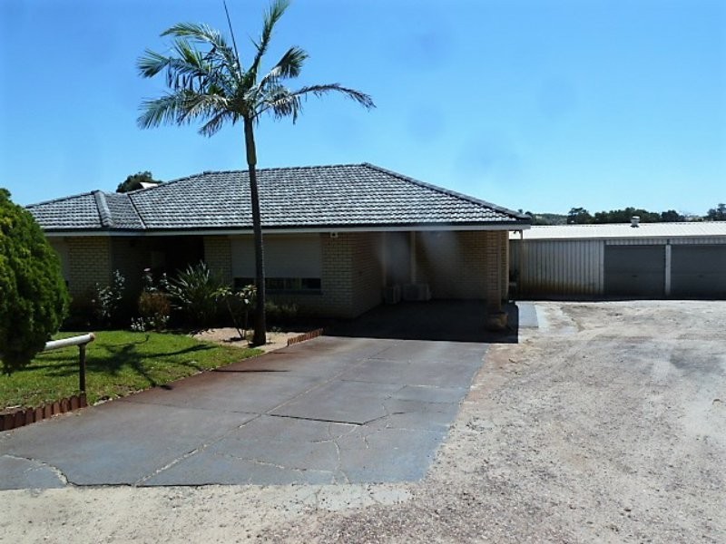 318 Mandogalup Road, Mandogalup WA 6167
