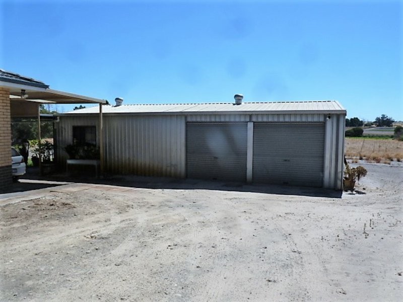 318 Mandogalup Road, Mandogalup WA 6167