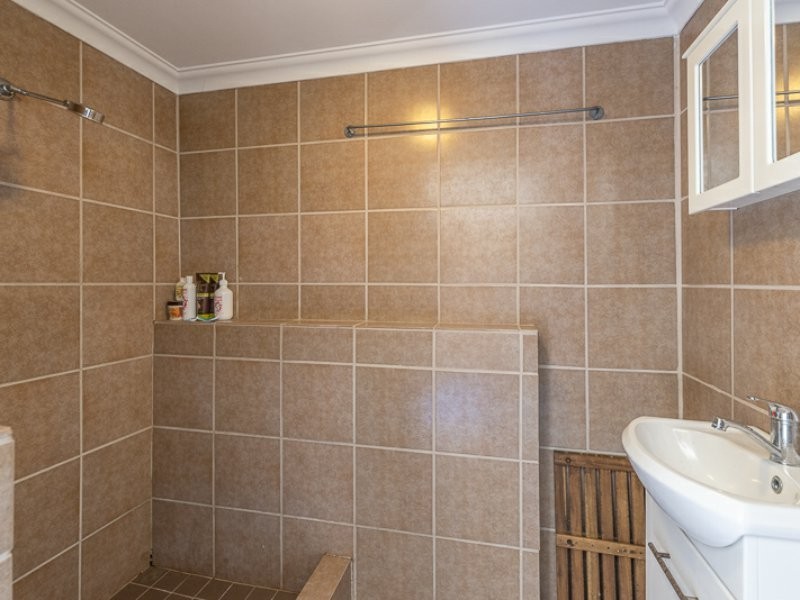 5 St Georges Avenue, Champion Lakes WA 6111