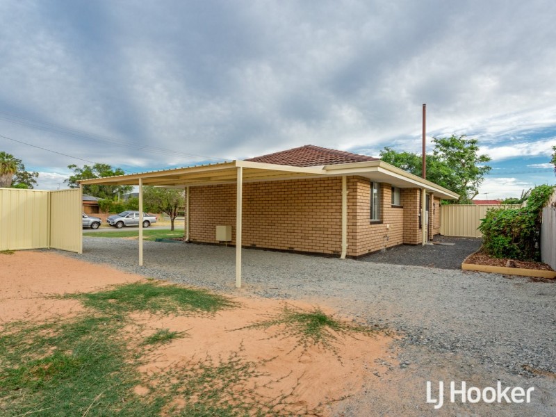 64 Westfield Street, Maddington WA 6109