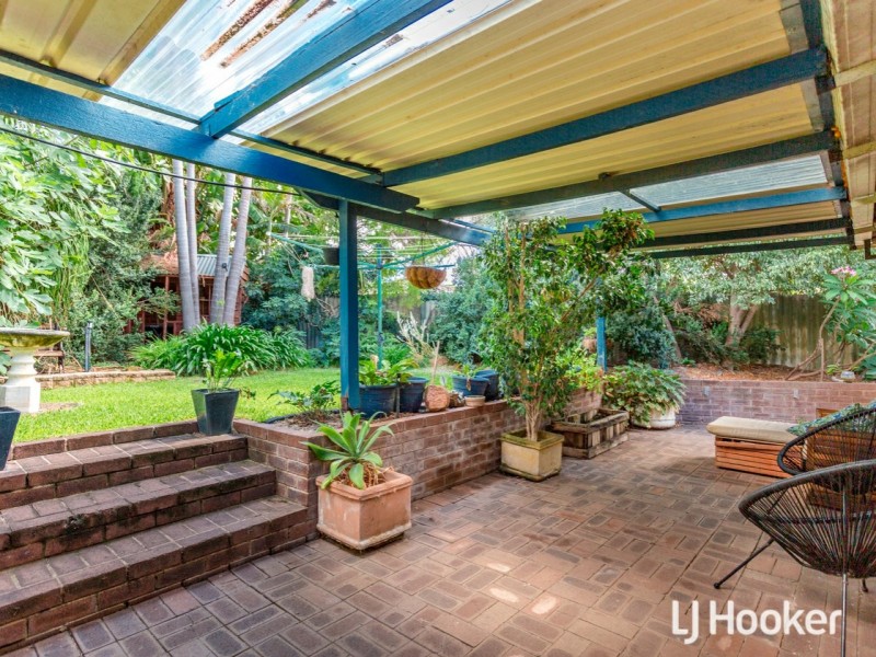 31 Cortis Way, Langford WA 6147