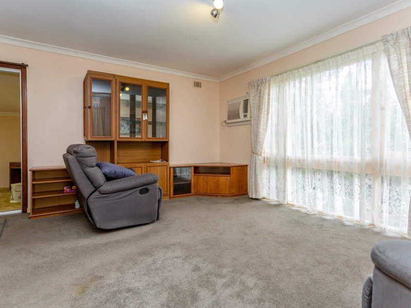 24 Birrel Place, Gosnells WA 6110