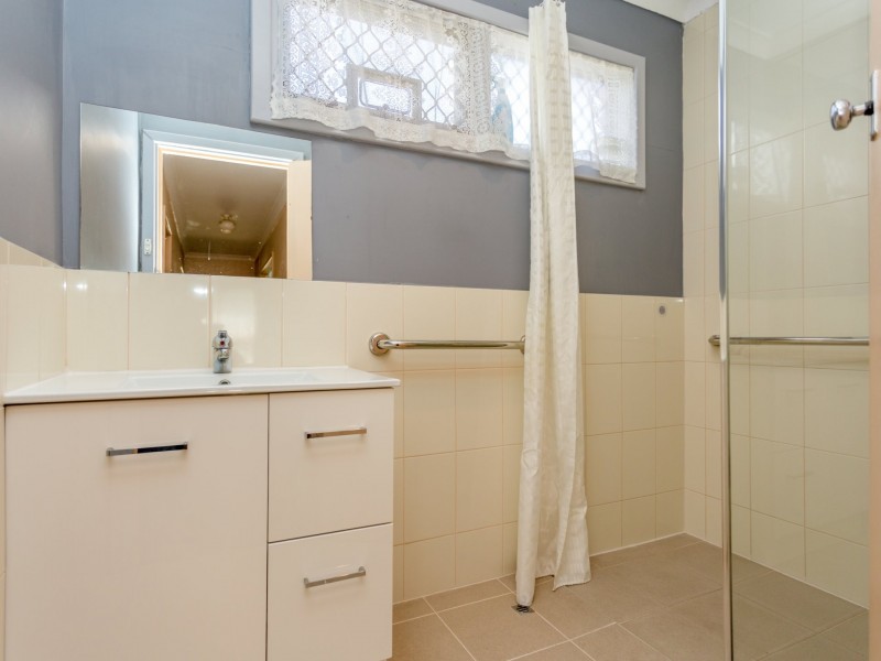 24 Birrel Place, Gosnells WA 6110