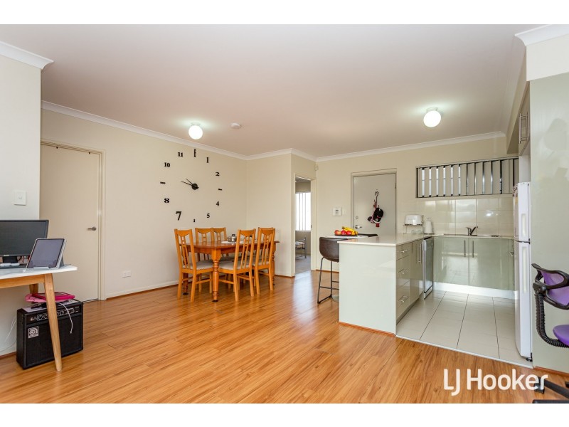 4/27 Camberwell Street, Beckenham WA 6107