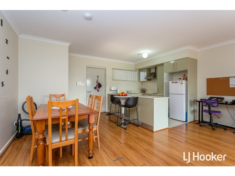 4/27 Camberwell Street, Beckenham WA 6107