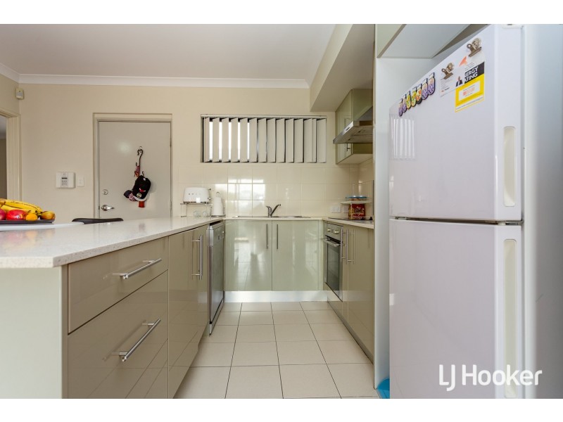 4/27 Camberwell Street, Beckenham WA 6107