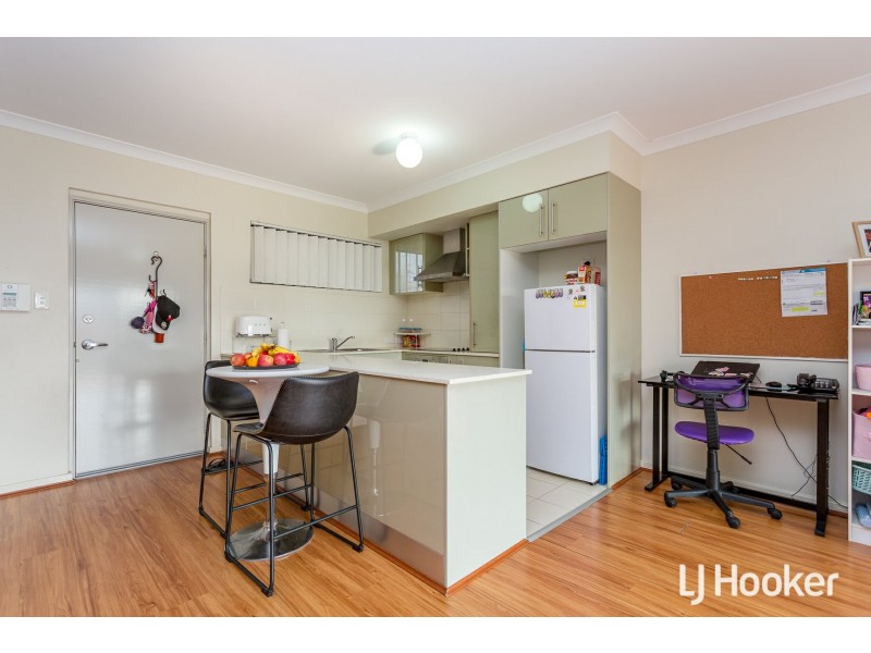 4/27 Camberwell Street, Beckenham WA 6107