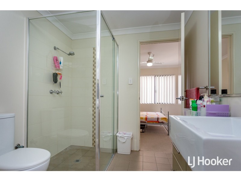4/27 Camberwell Street, Beckenham WA 6107