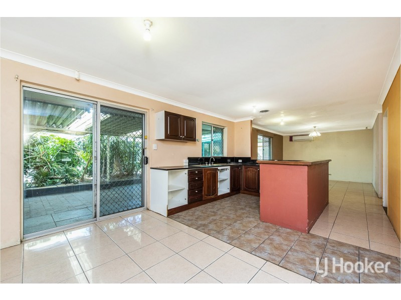 6 Collins Court, High Wycombe WA 6057