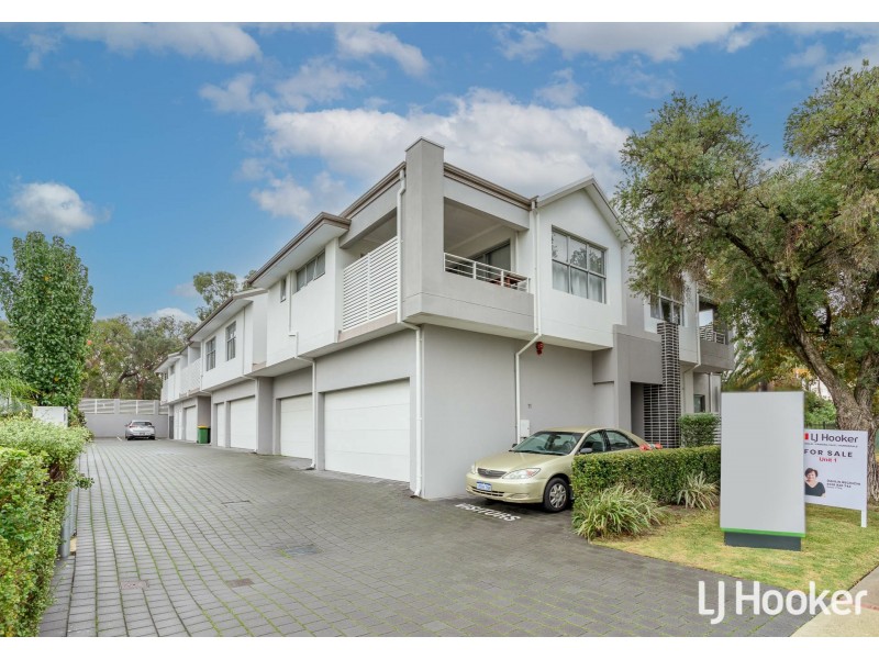 1/11 Debenham Street, Thornlie WA 6108