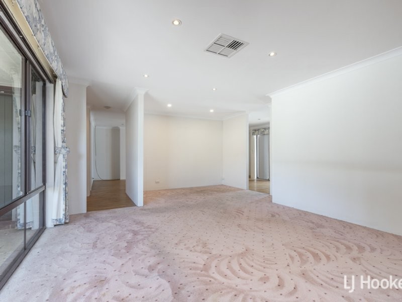 40 Shearwater Way, Gosnells WA 6110