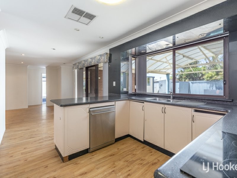 40 Shearwater Way, Gosnells WA 6110