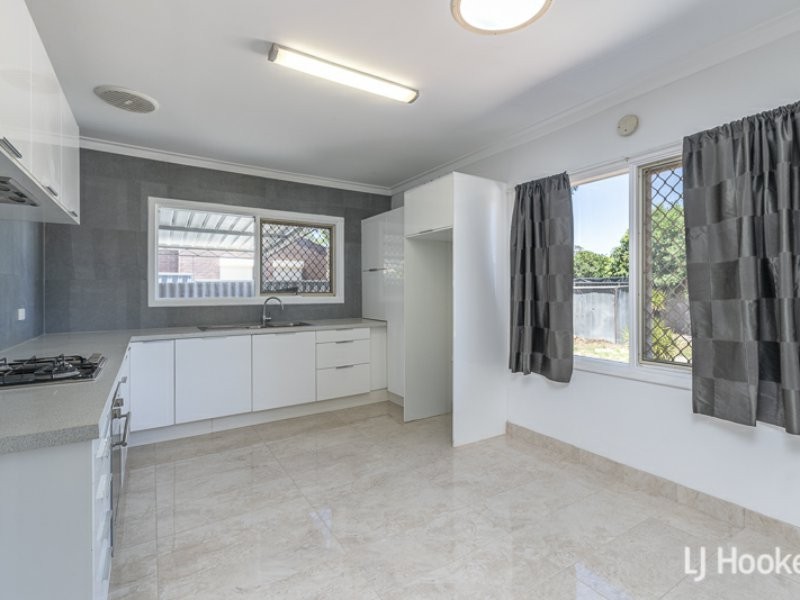 19 Marlow Way, Thornlie WA 6108