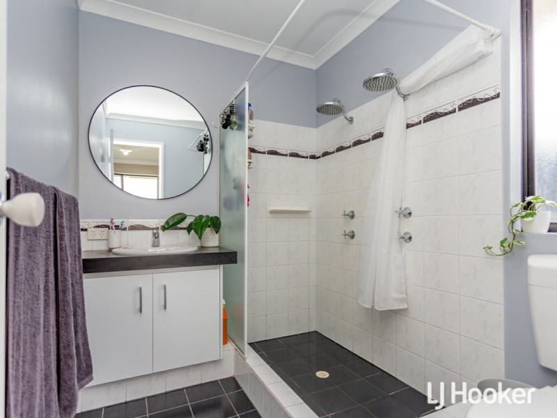 15 Bunya Green, Byford WA 6122