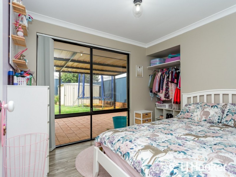 15 Bunya Green, Byford WA 6122