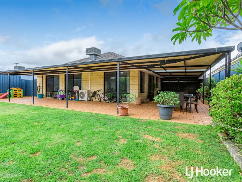 15 Bunya Green, Byford WA 6122