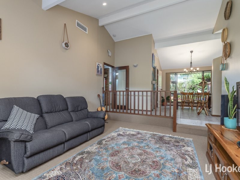 16 Grenadier Drive, Thornlie WA 6108