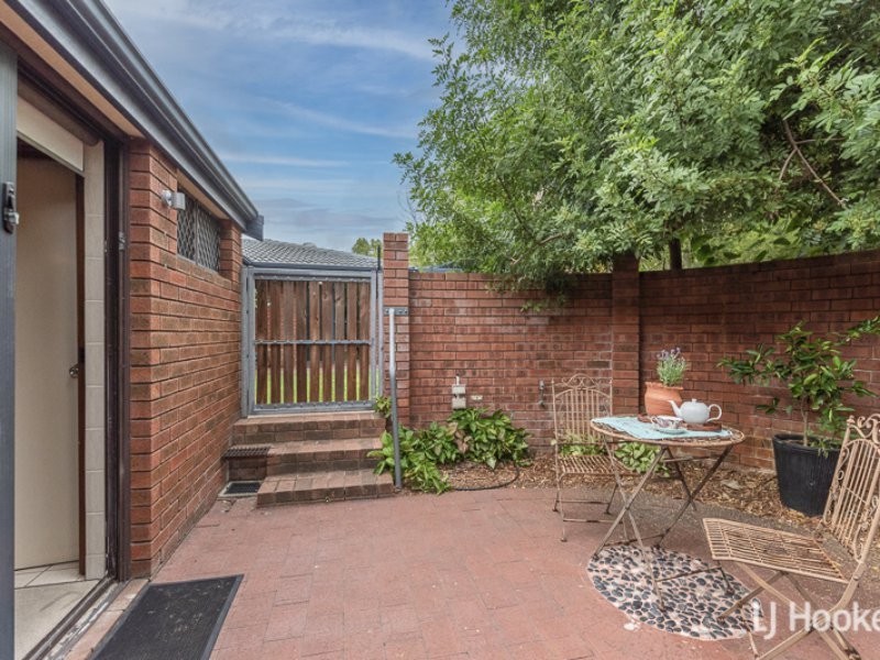 16 Grenadier Drive, Thornlie WA 6108