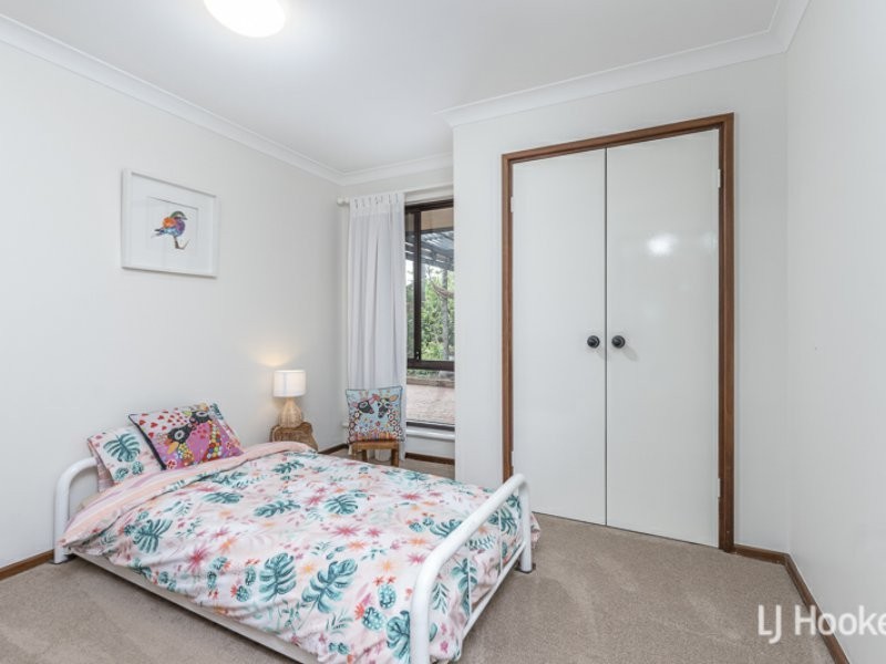 16 Grenadier Drive, Thornlie WA 6108