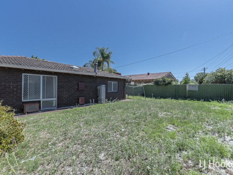 2 Sutherland Drive, Thornlie WA 6108