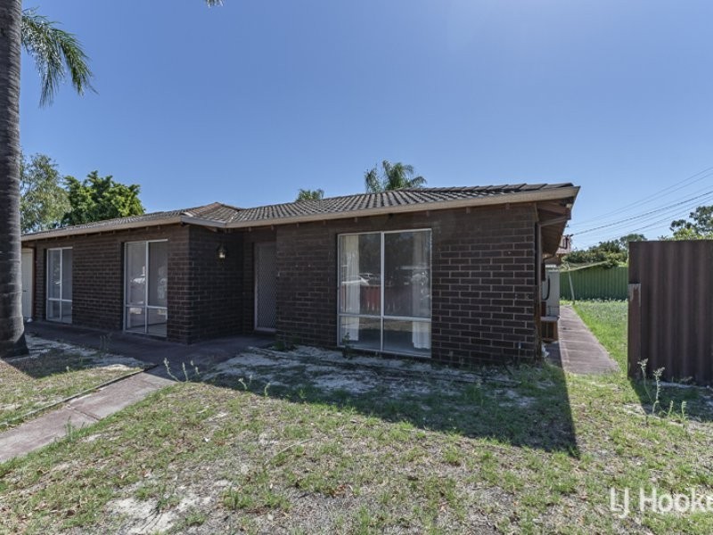 2 Sutherland Drive, Thornlie WA 6108