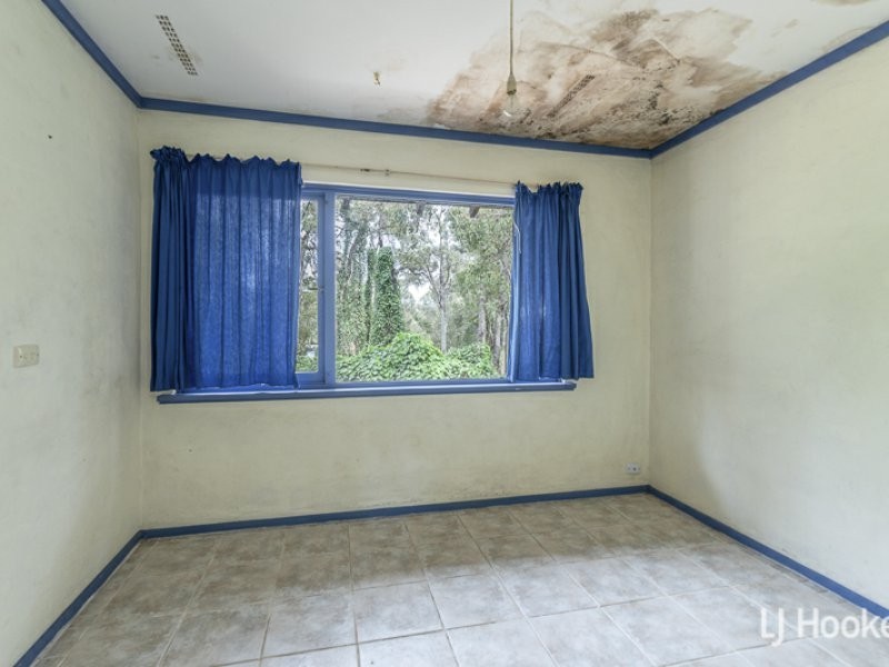 15 Michael Road, Roleystone WA 6111