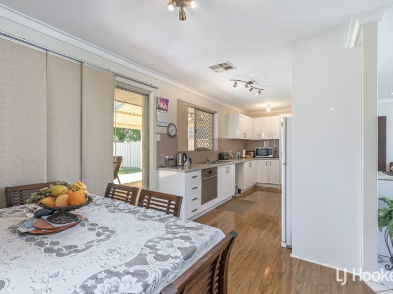 16 Partridge Way, Thornlie WA 6108