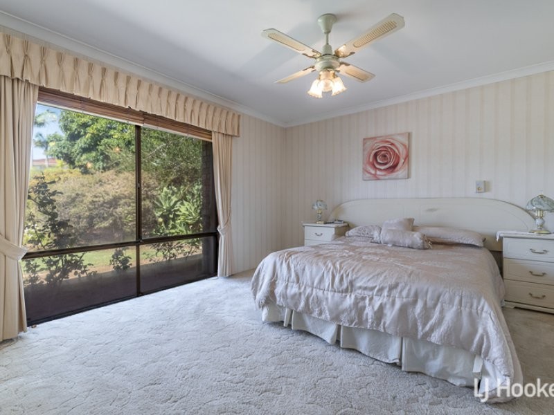 1 Ivy Place, Thornlie WA 6108