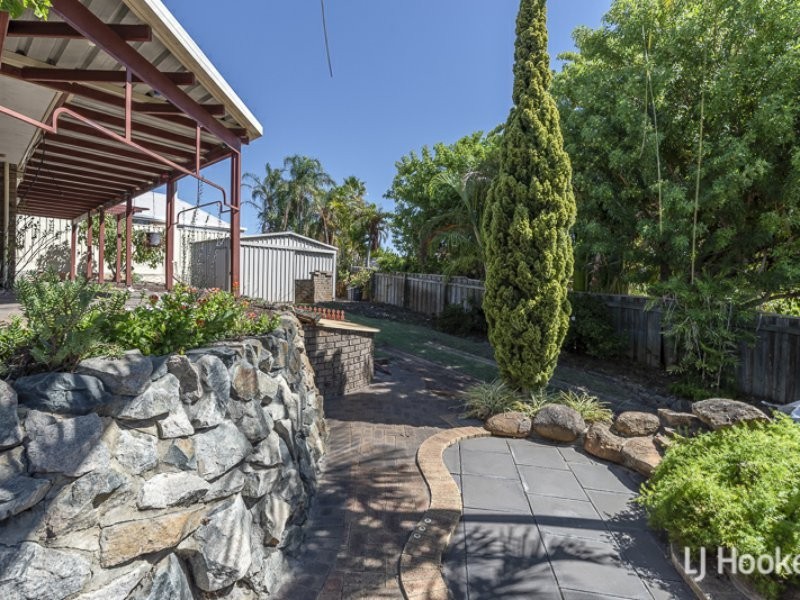 1 Ivy Place, Thornlie WA 6108