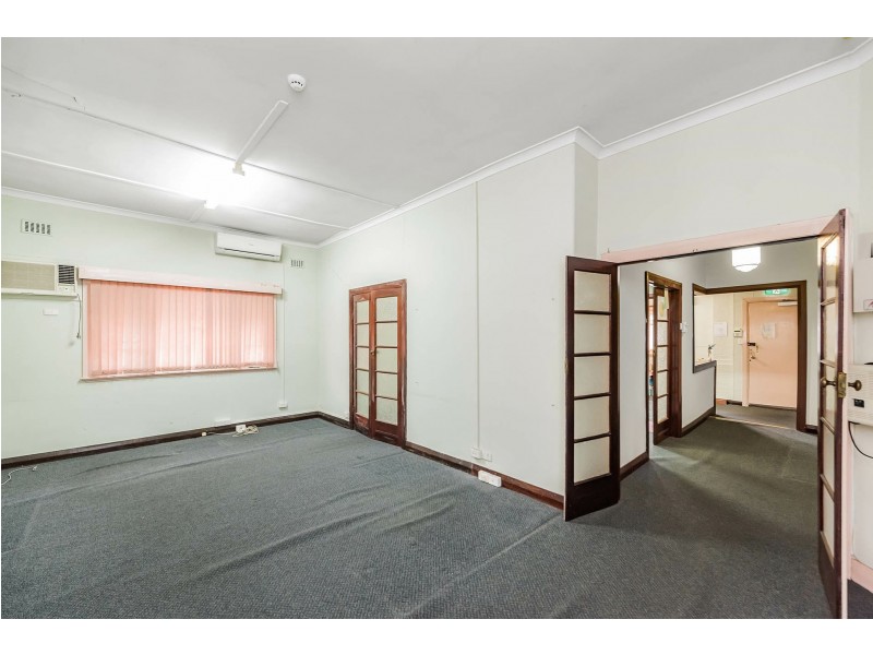 63 Wheatley Street, Gosnells WA 6110