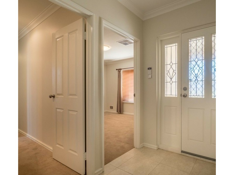 42 Tomah Road, Armadale WA 6112