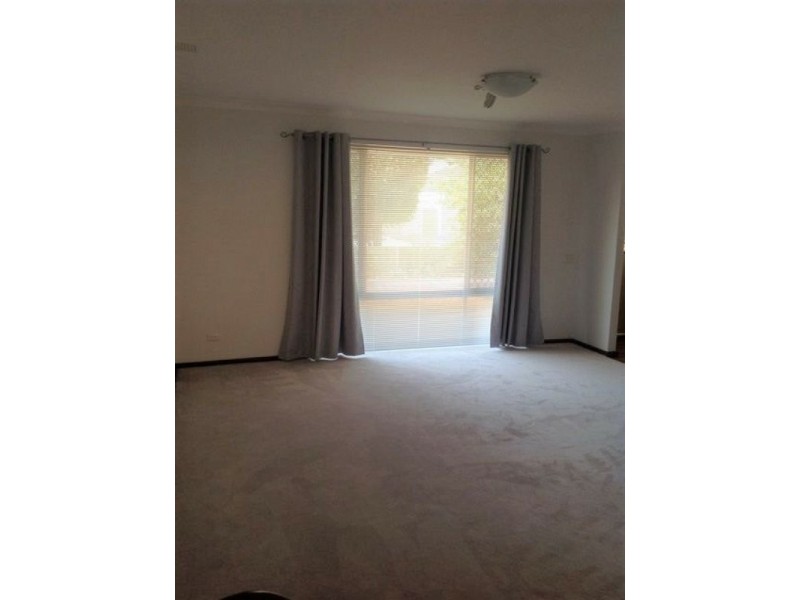 8/17 Attfield Street, Maddington WA 6109