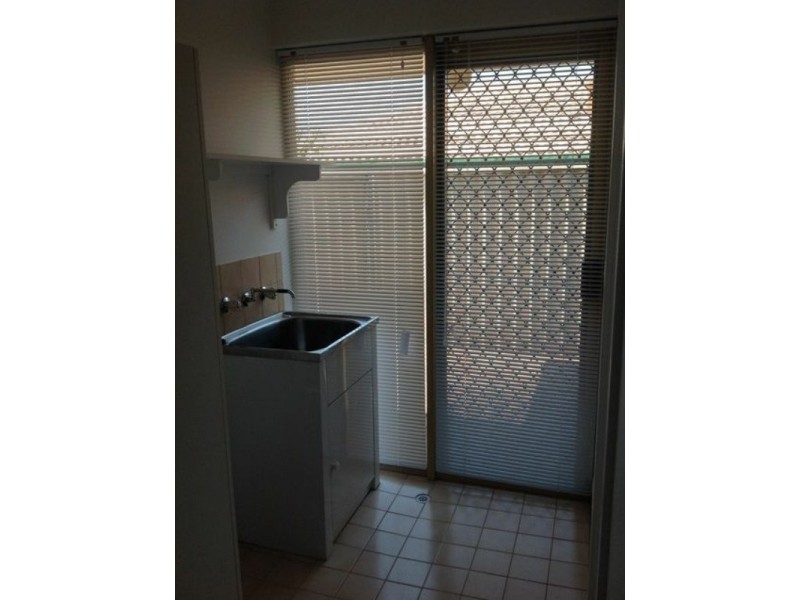 8/17 Attfield Street, Maddington WA 6109