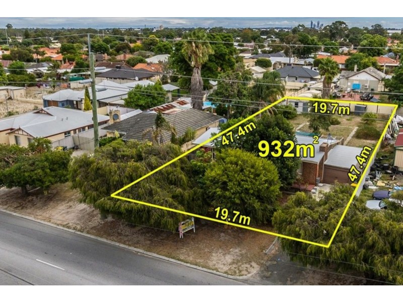 306 Wharf Street, Queens Park WA 6107